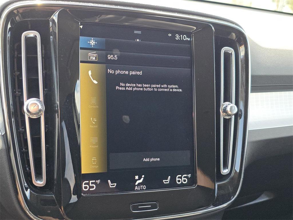used 2022 Volvo XC40 car, priced at $18,617