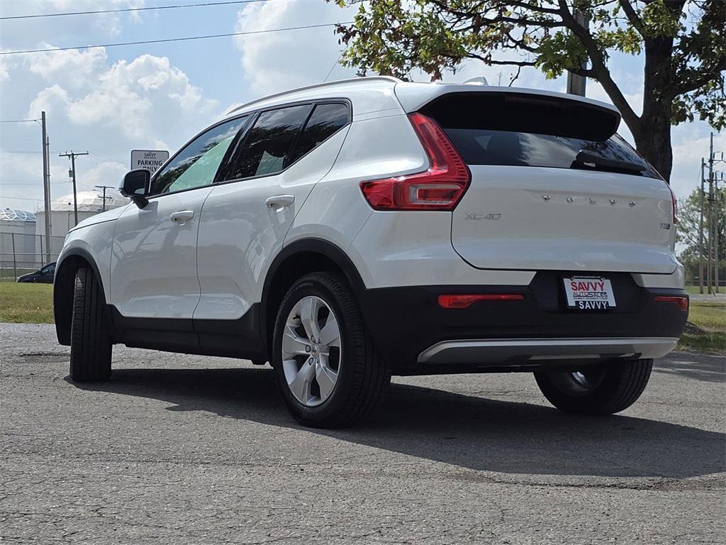 used 2022 Volvo XC40 car, priced at $18,617