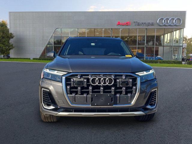 used 2025 Audi Q7 car, priced at $72,291