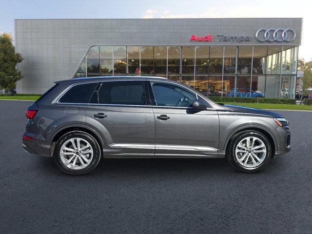 used 2025 Audi Q7 car, priced at $72,291