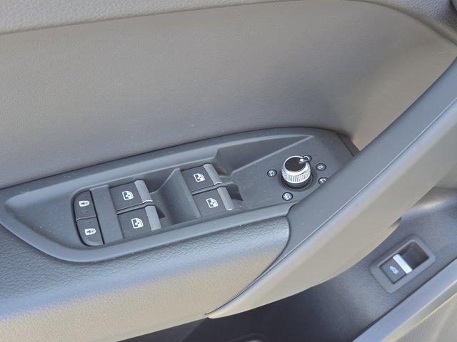 new 2025 Audi Q5 car, priced at $51,780