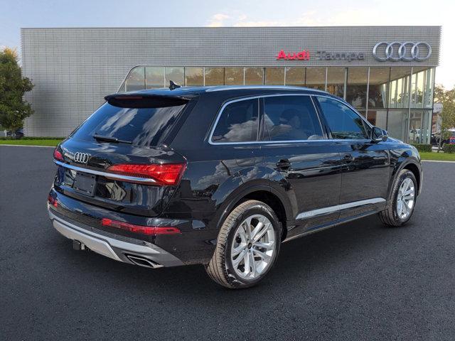 new 2025 Audi Q7 car, priced at $66,350