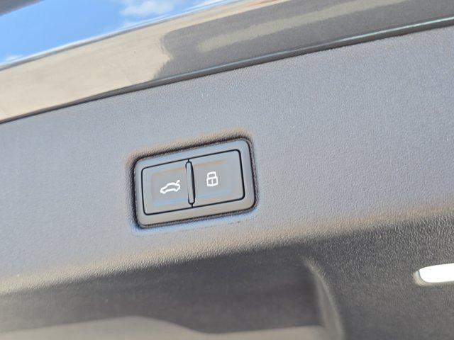 new 2025 Audi Q5 car, priced at $60,975