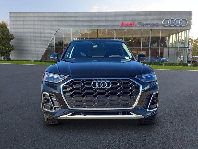 new 2025 Audi Q5 car, priced at $62,800