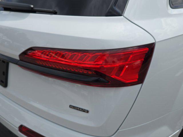 new 2025 Audi Q7 car, priced at $71,895