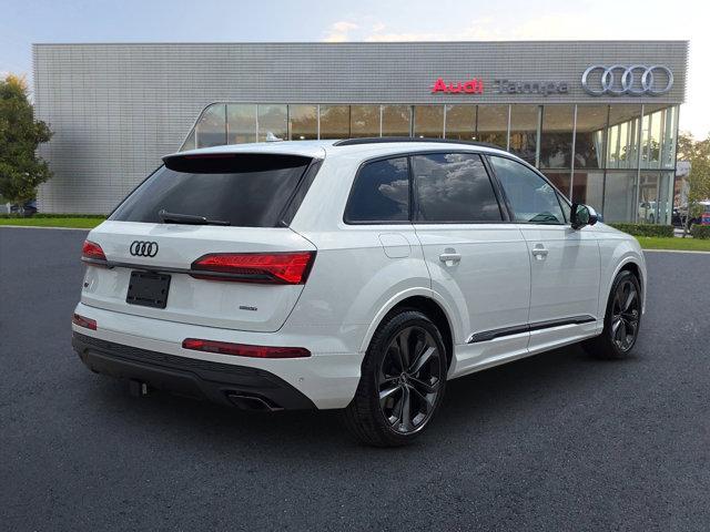 new 2025 Audi Q7 car, priced at $71,895