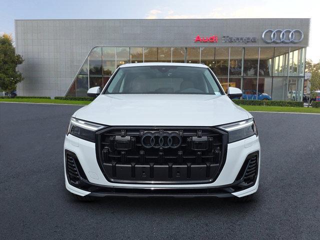 new 2025 Audi Q7 car, priced at $71,895