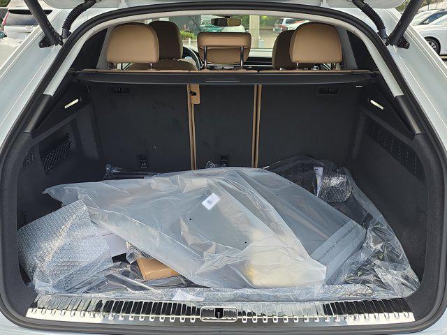 new 2025 Audi Q8 car, priced at $91,505