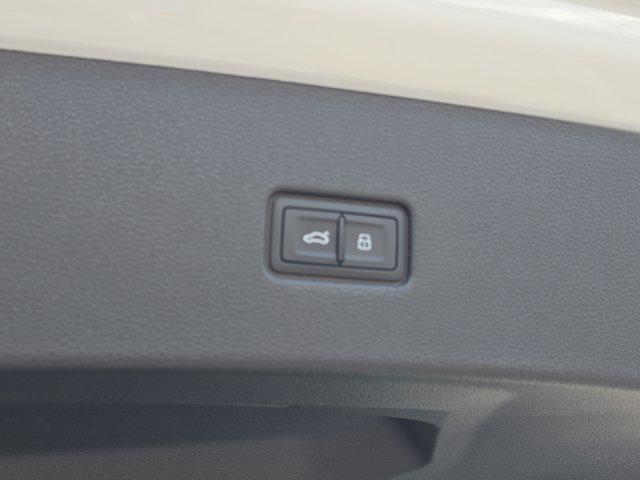 new 2025 Audi Q8 car, priced at $91,505