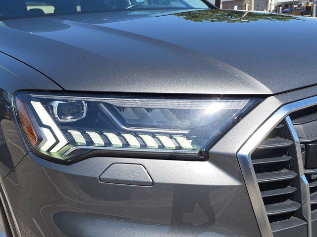 used 2024 Audi Q7 car, priced at $45,489