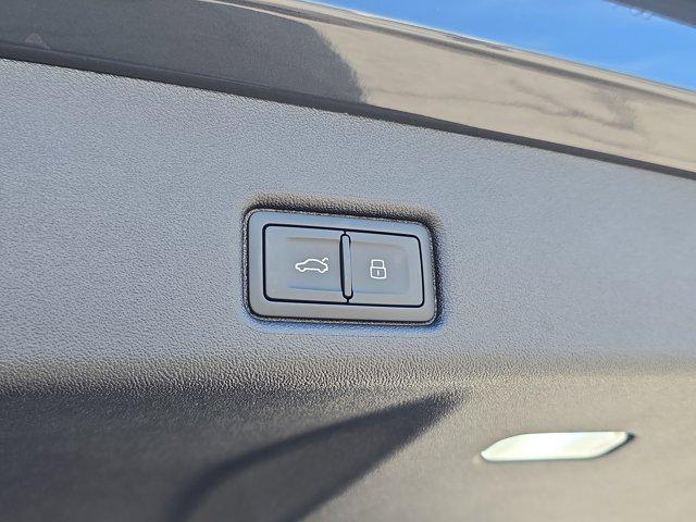 new 2025 Audi Q5 car, priced at $61,950