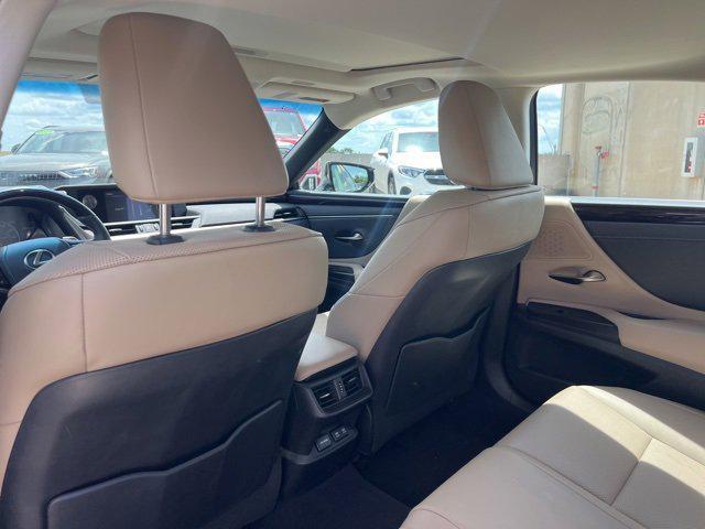 used 2019 Lexus ES 350 car, priced at $28,589