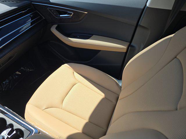 new 2025 Audi Q7 car, priced at $67,350