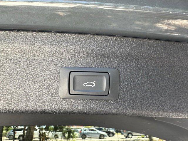 used 2020 Audi Q3 car