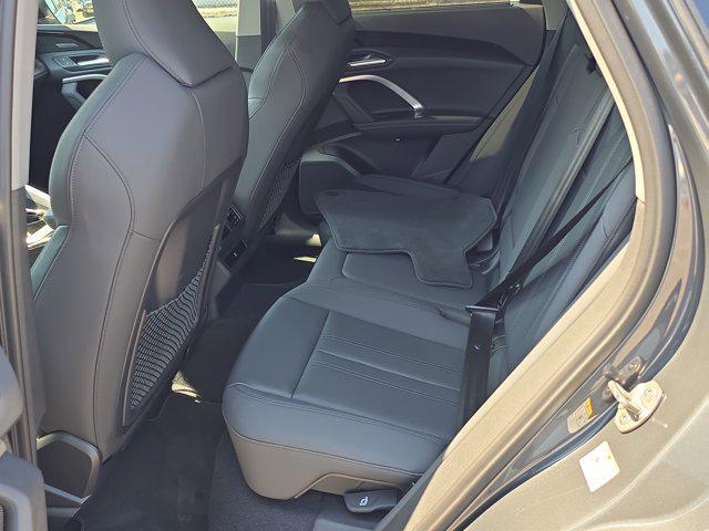 new 2025 Audi Q5 car, priced at $61,300