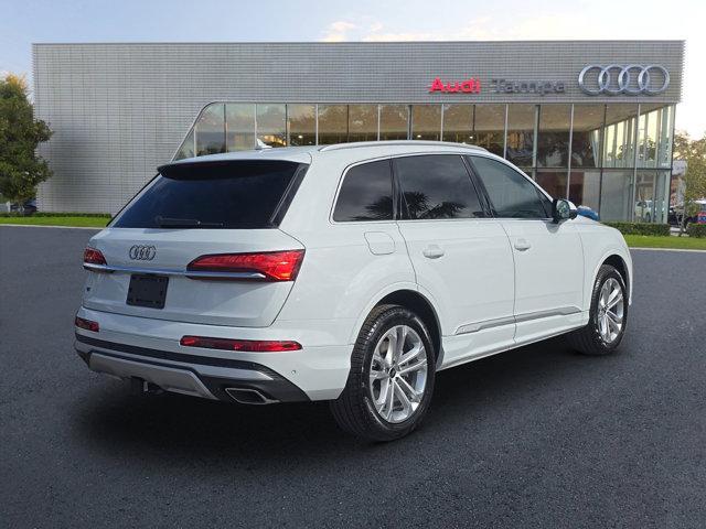 new 2025 Audi Q7 car, priced at $71,505