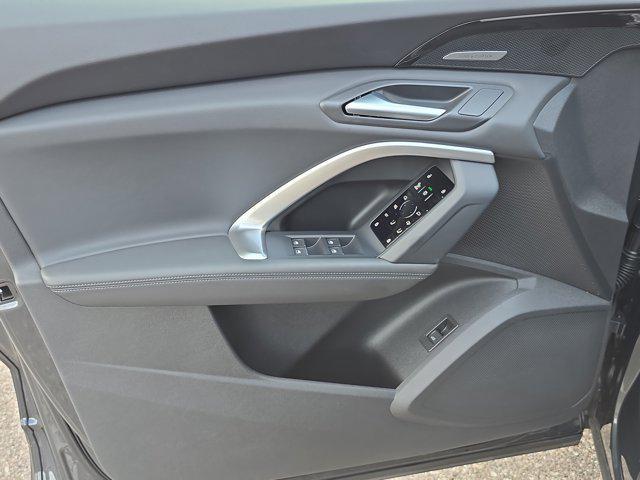 new 2025 Audi Q5 car, priced at $64,250