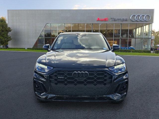 new 2025 Audi Q5 car, priced at $60,200