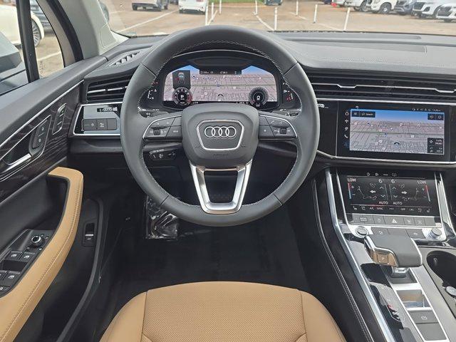 new 2025 Audi Q7 car, priced at $72,305