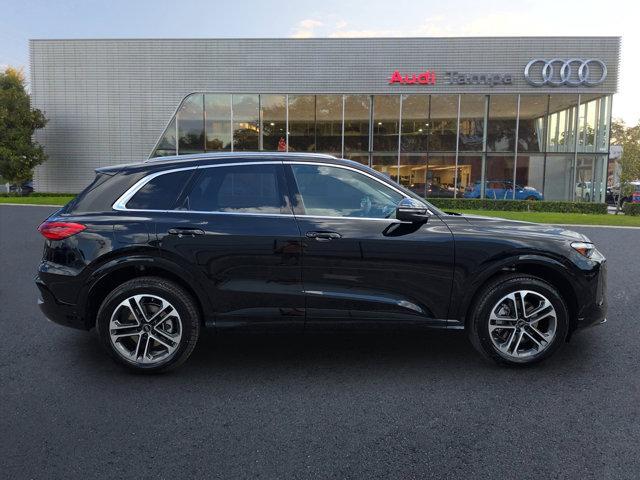 new 2025 Audi Q5 car, priced at $60,175