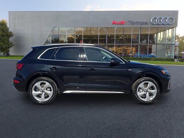 new 2025 Audi Q5 car, priced at $58,085