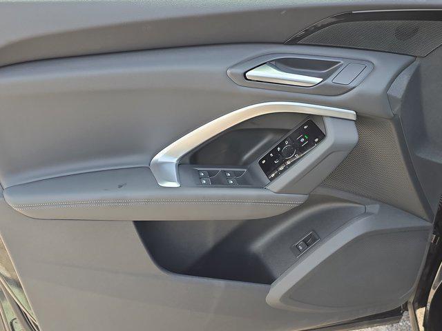 new 2025 Audi Q5 car, priced at $58,100