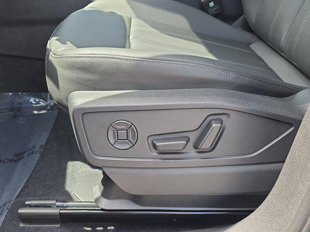 new 2025 Audi Q5 car, priced at $58,100