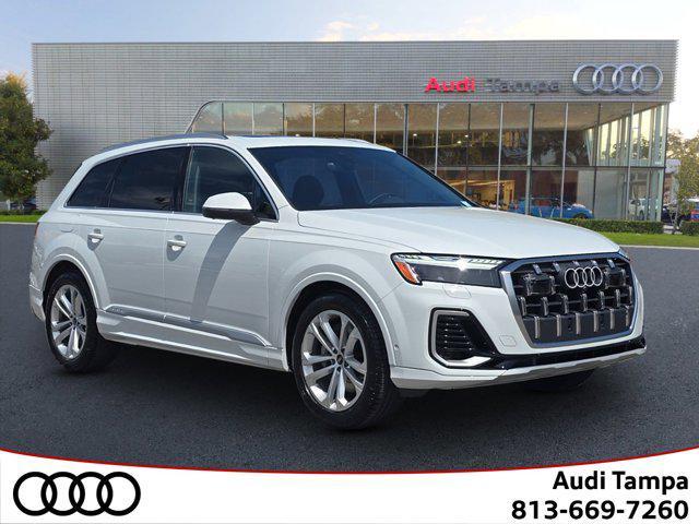 new 2025 Audi Q7 car, priced at $81,655