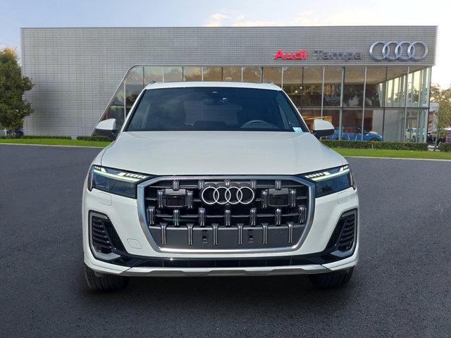 new 2025 Audi Q7 car, priced at $81,655