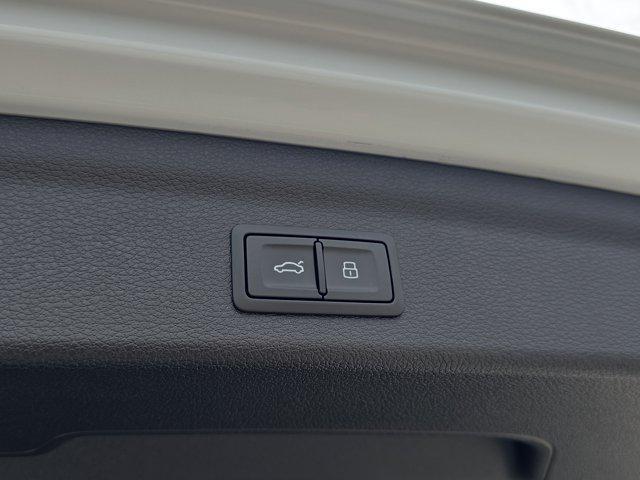 new 2025 Audi Q3 car, priced at $45,200