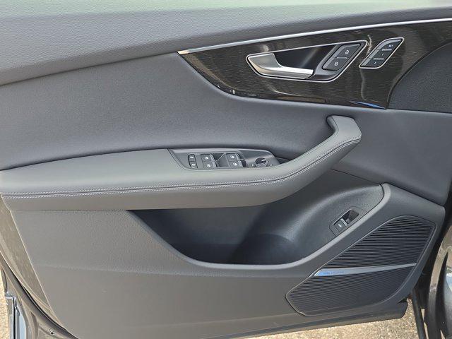 new 2025 Audi Q8 car, priced at $87,715
