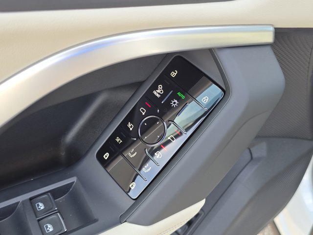 new 2025 Audi Q5 car, priced at $64,250