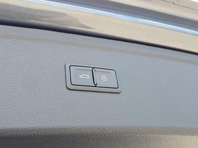 new 2025 Audi Q5 car, priced at $67,385