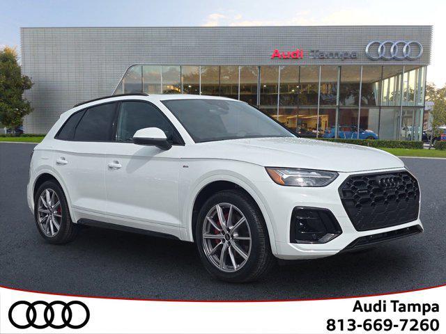 new 2024 Audi Q5 car, priced at $70,290