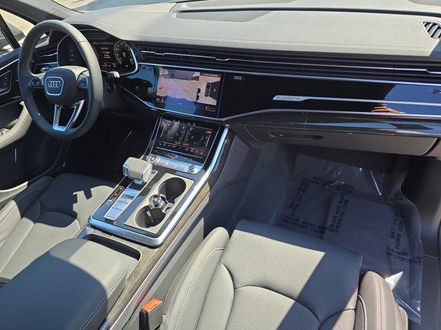 new 2025 Audi Q7 car, priced at $82,250