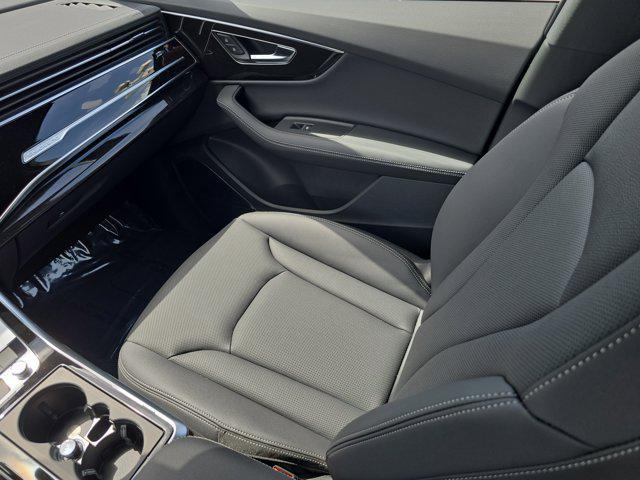 new 2025 Audi Q7 car, priced at $72,705