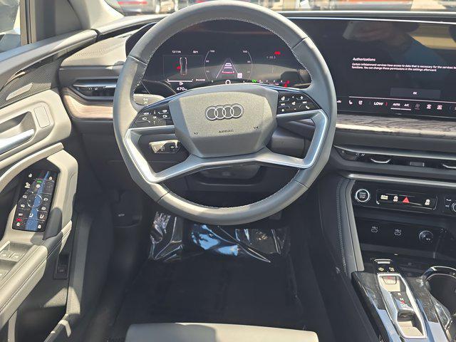 new 2025 Audi Q5 car, priced at $61,950