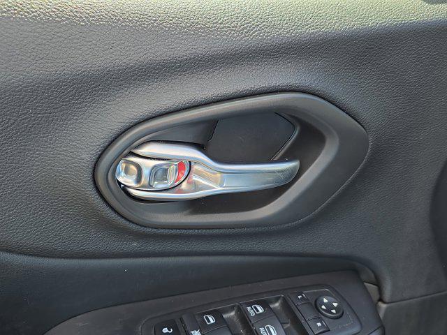 used 2020 Jeep Cherokee car, priced at $17,985