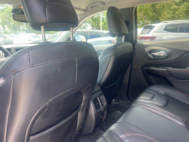 used 2020 Jeep Cherokee car, priced at $18,989