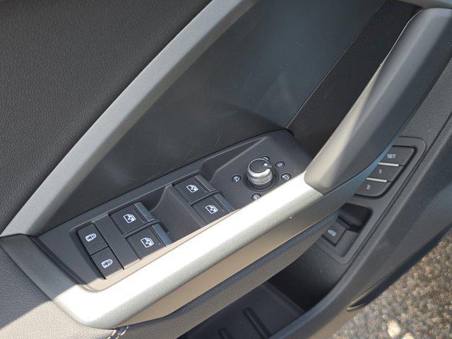 new 2025 Audi Q3 car, priced at $46,450