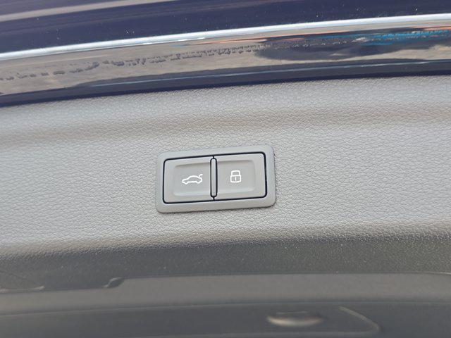 new 2025 Audi Q3 car, priced at $46,450