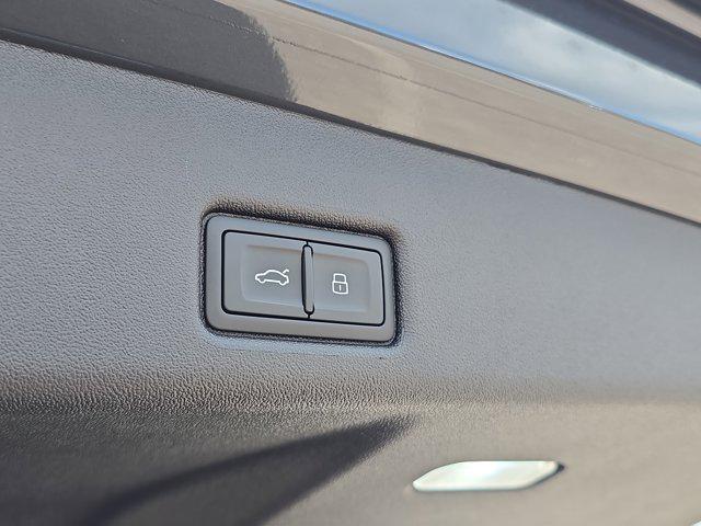 new 2025 Audi Q5 car, priced at $61,300