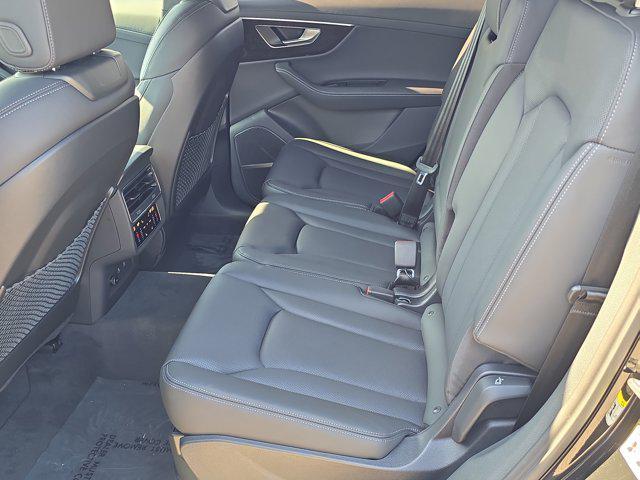 new 2025 Audi Q7 car, priced at $84,655