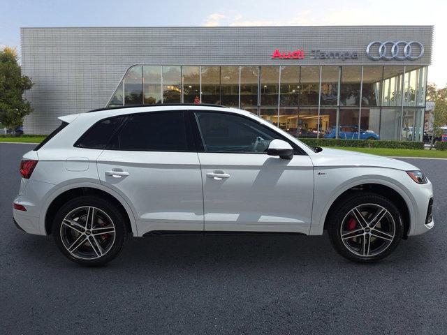 new 2025 Audi Q5 car, priced at $66,435