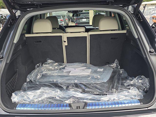 new 2025 Audi Q5 car, priced at $58,190