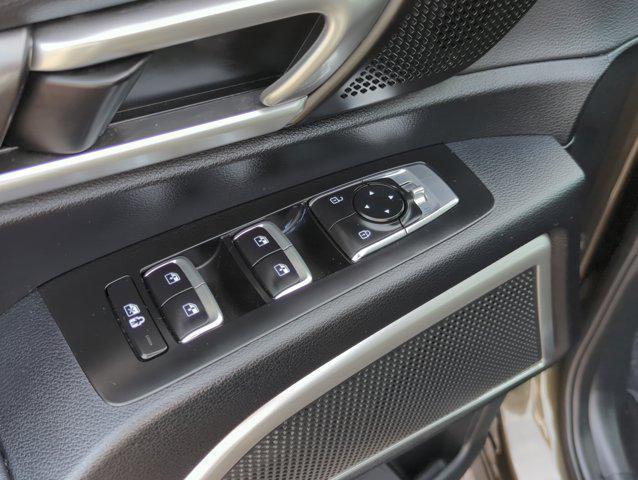 used 2023 Kia Telluride car, priced at $29,985