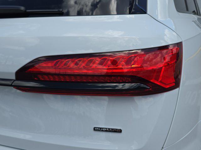 new 2025 Audi Q7 car, priced at $76,250