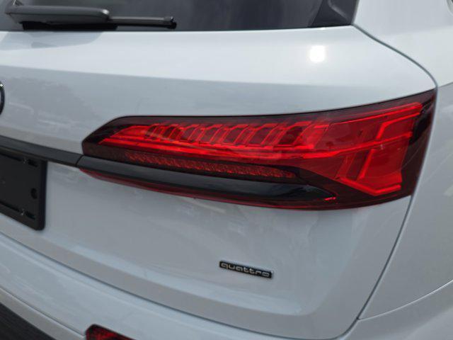 new 2025 Audi Q7 car, priced at $83,605