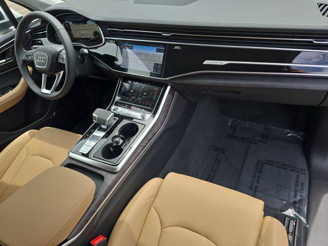 new 2025 Audi Q7 car, priced at $83,605