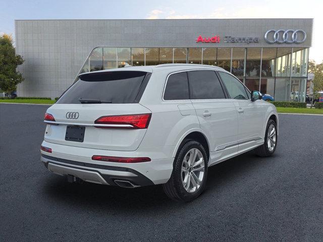 new 2025 Audi Q7 car, priced at $71,505